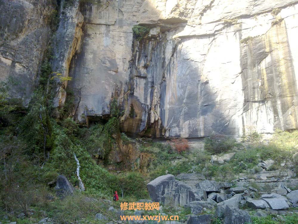 20111007366.jpg