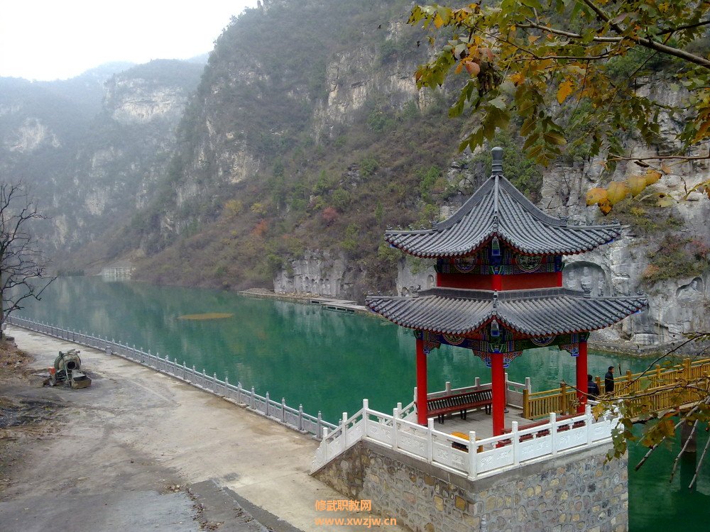20111106398.jpg